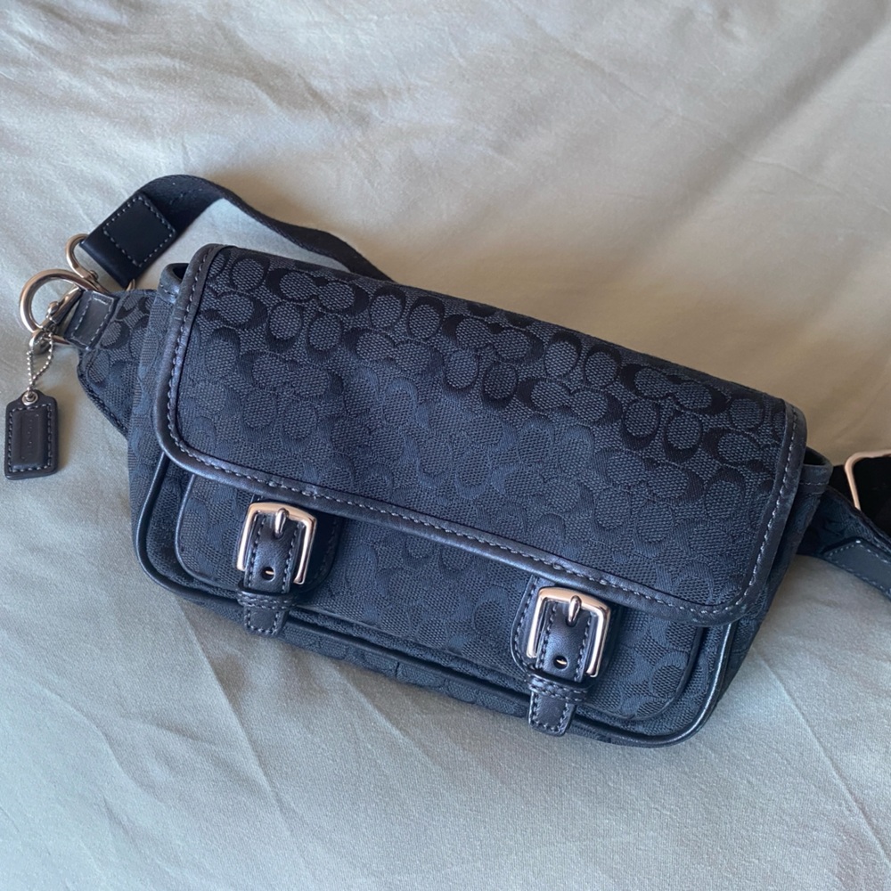 Coach Signatures Bon Voyage Belt Bag